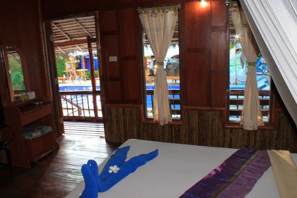 Bamboo Mountain View Phi Phi Resort Rom bilde